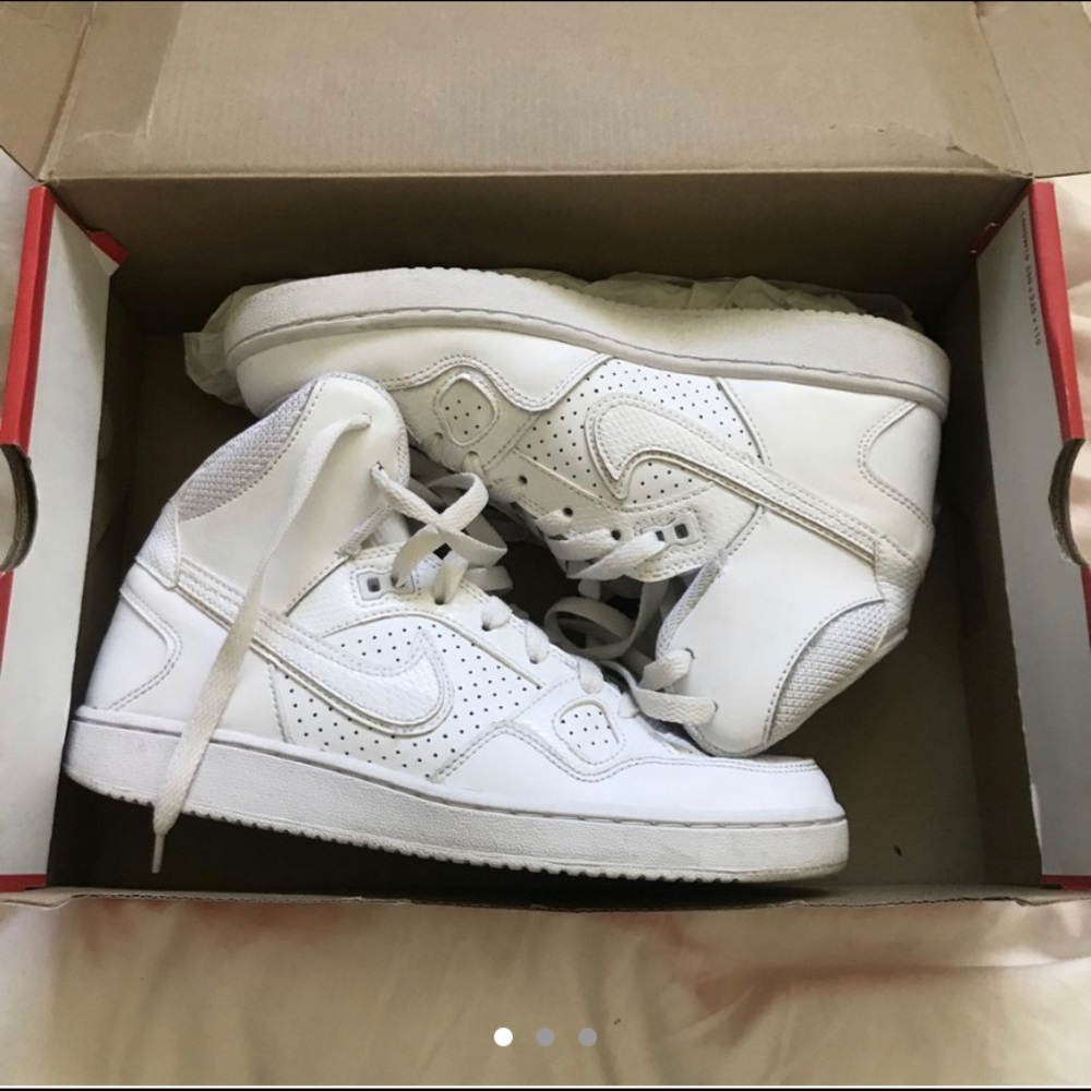 White nike high tops